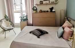 Apartament de 3 camere, 74 mp, zona Gradinari