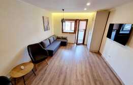 Apartament 3 camere, 80 mp, decomandat, zona Ultracentrala