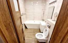 Apartament 3 camere, 80 mp, decomandat, zona Ultracentrala