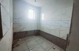 Casa de tip triplex, 76 mp, zona dezvoltata in Horpaz