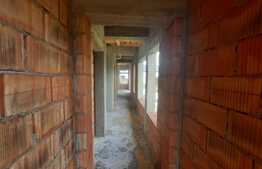 Casa de 105 mp, teren de 500 mp, terasa, Vorovesti