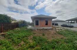 Casa de 105 mp, teren de 500 mp, terasa, Vorovesti