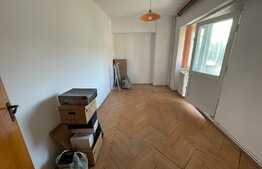 Apartament 3 camere, 80 mp, etaj intermediar, Zona Gara