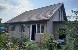 Casa de 3 camere, 68 mp, teren de 500 mp, Ciurea