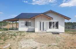 Casa 3 camere, 100 mp, teren 580 mp, sat Paun