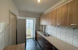 Apartament de 3 camere, 73 mp, decomandat, zona Pacurari