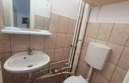 Apartament 3 camere, decomandat, etaj intermediar, Rond Vechi CUG