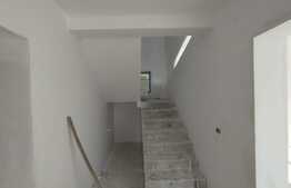 Casa cu 4 camere, 125 mp, teren 1000 mp, zona Bucium