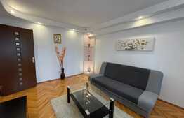 Apartament de 2 camere, 50 mp, decomandat, zona Continental