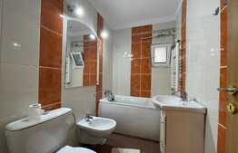 Apartament de 2 camere, 50 mp, decomandat, zona Continental