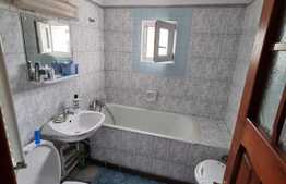 Apartament de 3 camere, 58 mp, parcare, zona strazii Toma Cozma