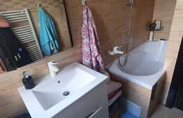 Apartament 2 camere, decomandat, zona Rediu