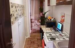 Garsoniera de 35 mp, etaj intermediar, zona Gradinari