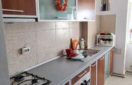 Apartament de 2 camere, 70mp, etaj intermediar, zona Garii