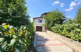 Casa cu garaj D+P+E, 180 mp, 914 mp teren, Barnova