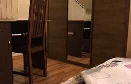 Apartament 4 camere, 80 mp, decomandat, zona Podu Ros