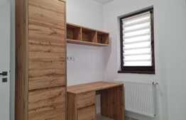 Apartament de 3 camere, 70 mp, decomandat, parcare, zona Palas