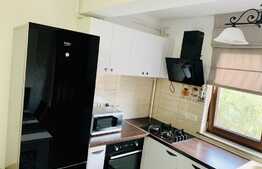 Apartament de 3 camere, 60 mp, parcare, zona Pacurari