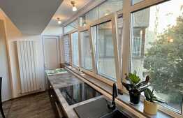 Apartament de 3 camere, 67 mp, decomandat, zona Palas