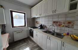 Apartament de 2 camere, decomandat, 54 mp, zona Bucium