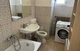 Apartament de 3 camere, decomandat, zona Garii