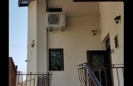 Apartament deosebit pe 2 niveluri, 3 dormitoare, parcare, zona Central