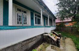 Casa batraneasca cu anexa, 1600 mp teren, Piciorul Lupului