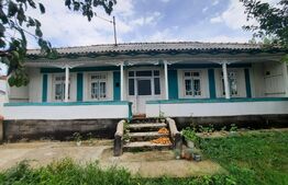 Casa batraneasca cu anexa, 1600 mp teren, Piciorul Lupului