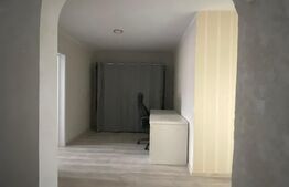 Cladire stil irlandez,300 mp utili, Letcani, la strada