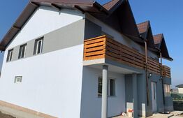 Cladire stil irlandez,300 mp utili, Letcani, la strada