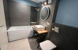 Apartament nou, 3 camere, 70 mp, 2 bai, parcare, Copou