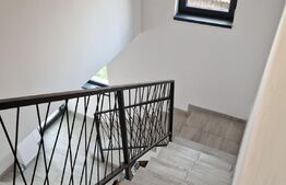 Casa tip duplex, 120 mp, 250 mp teren, Valea Adanca