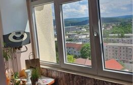 Apartament de 2 camere, 56 mp, boxa, zona Oancea