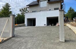 Casa 4 camere 255 mp zona Barnova