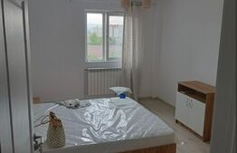Apartament de 3 camere, 53 mp, decomandat, zona Podu Ros