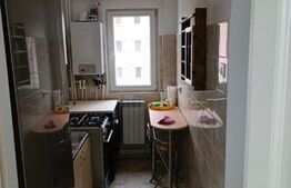Apartament de 3 camere, 53 mp, decomandat, zona Podu Ros