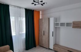Apartament de 3 camere, 55mp, decomandat, zona Alexandru cel Bun