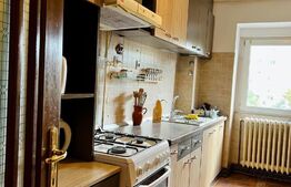 Apartament de 4 camere, 100mp, decomandat, zona Garii