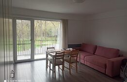 Apartament de 2 camere, 47 mp, etaj intermediar, zona Carlig