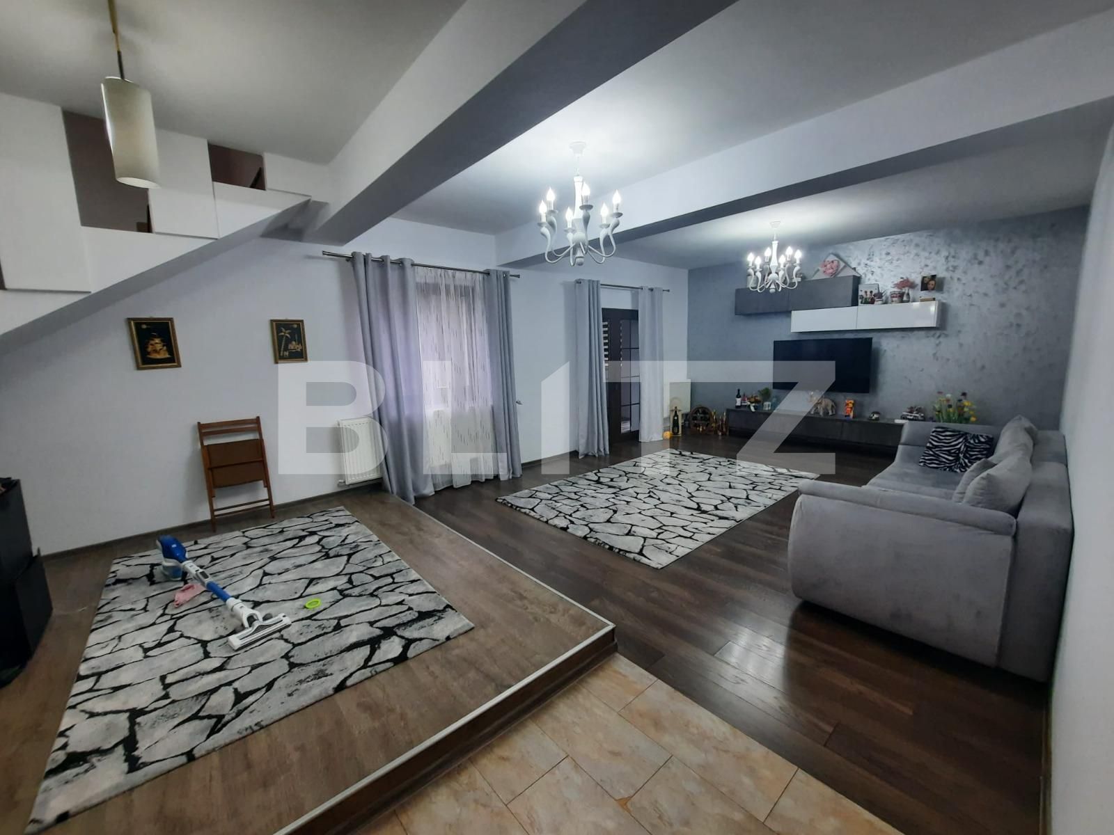 Casa de vânzare 6 camere Miroslava - 99444CV | BLITZ Iași | Poza2