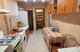 Vand apartament zona centrala