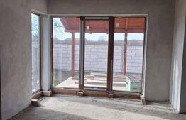 Vand casa la gri in Sat Costeiu str.  crizantemelor nr.235