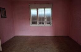 Casa de vanzare, 4 camere, 140 mp - in Costiu 