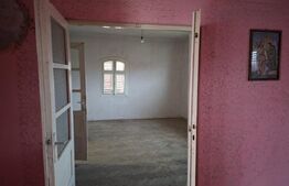 Casa de vanzare, 4 camere, 140 mp - in Costiu 