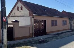 Casa de vanzare, 3 camere, 276 mp - in Cladova, Timis