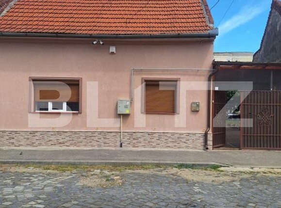 Casa de vânzare 4 camere Est - 195718CV | BLITZ Lugoj | Poza1