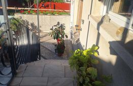 Casa de vanzare, 350 mp, zona Central