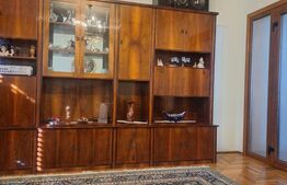Casa de vanzare, 350 mp, zona Central