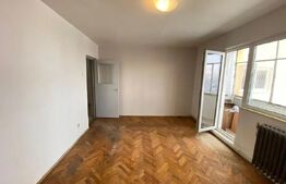 Apartament de vanzare - 3 camere – zonă centrală, Strada Nicolae Bălcescu