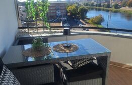 Apartament 4 camere, 132 mp, zona Lugoj